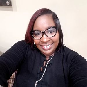 Meet your Posher, Nikki